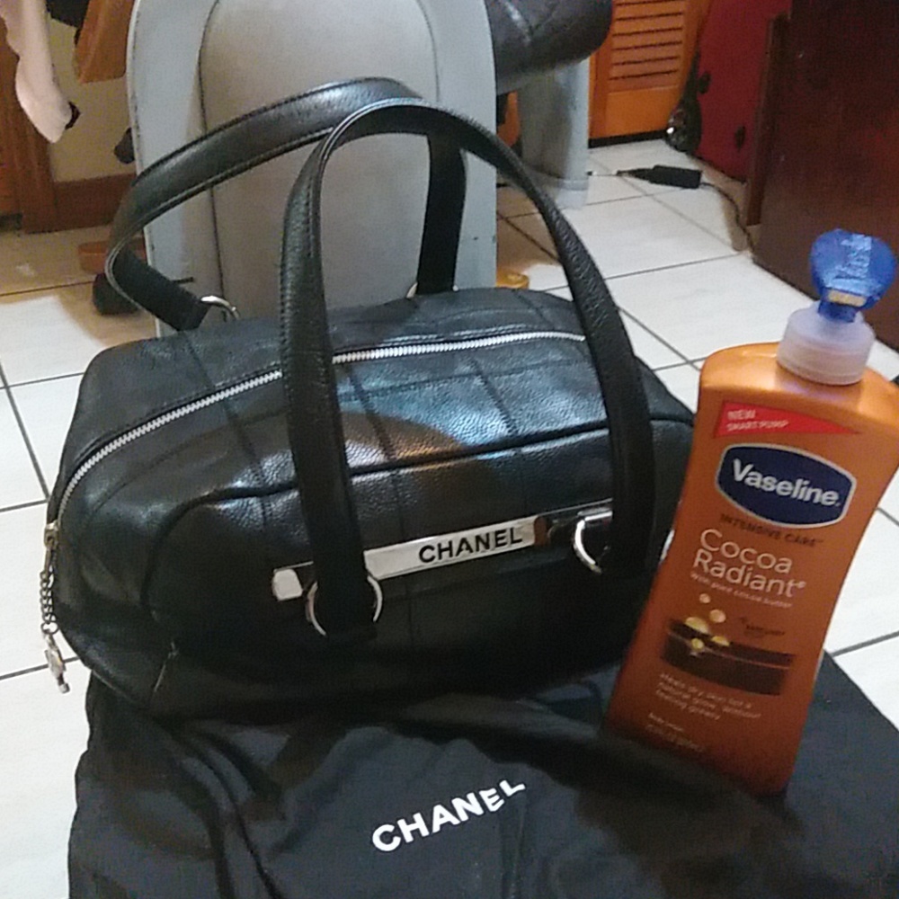 Gorgeous authentic Chanel doctor's bag Italy - Picture 8 of 8